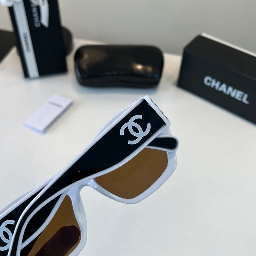 Ch**el Sunglasses
