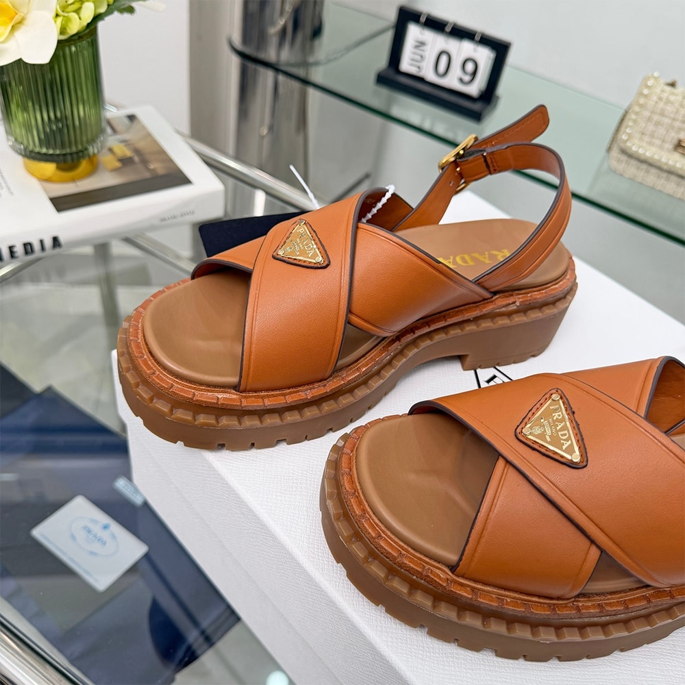 Pra*a Leather sandals (EU SIZE 35-42)