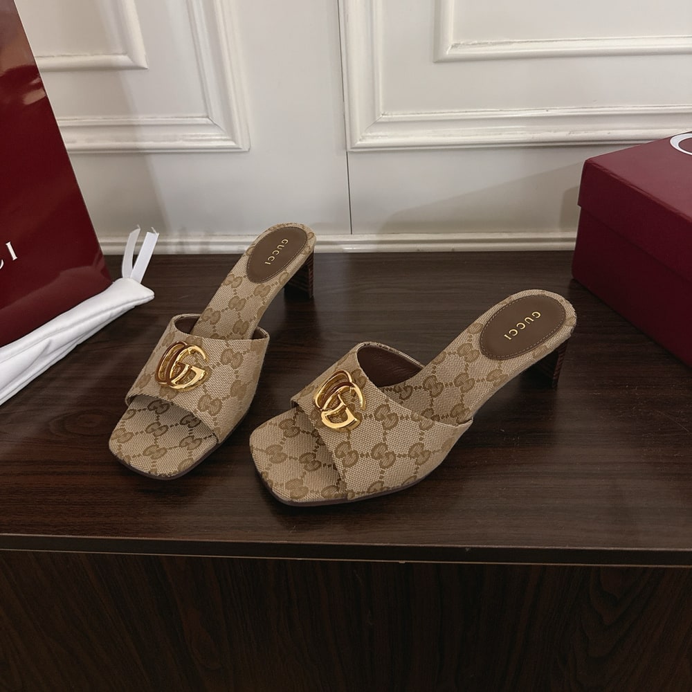 Gvc*1 Women’s slide sandal with Double G(EU SIZE 35-42)