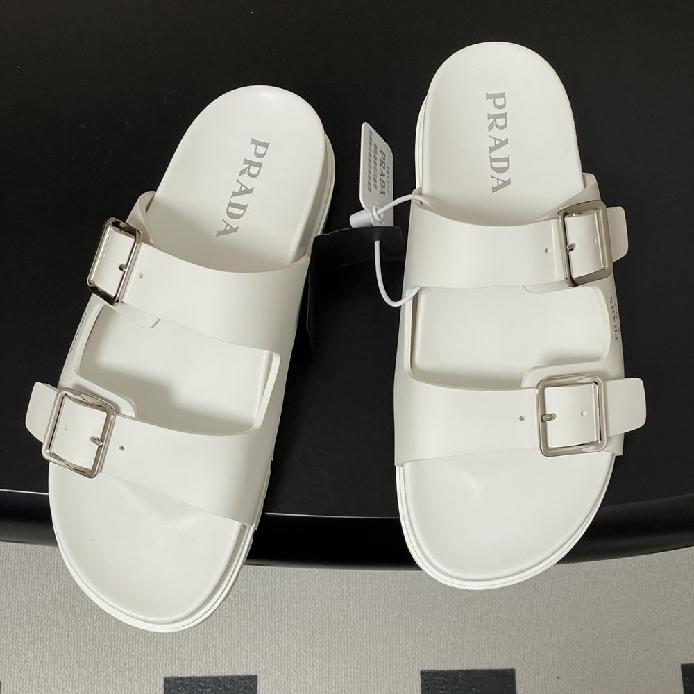 Pra*a Rubber slides (EU SIZE 35-41)