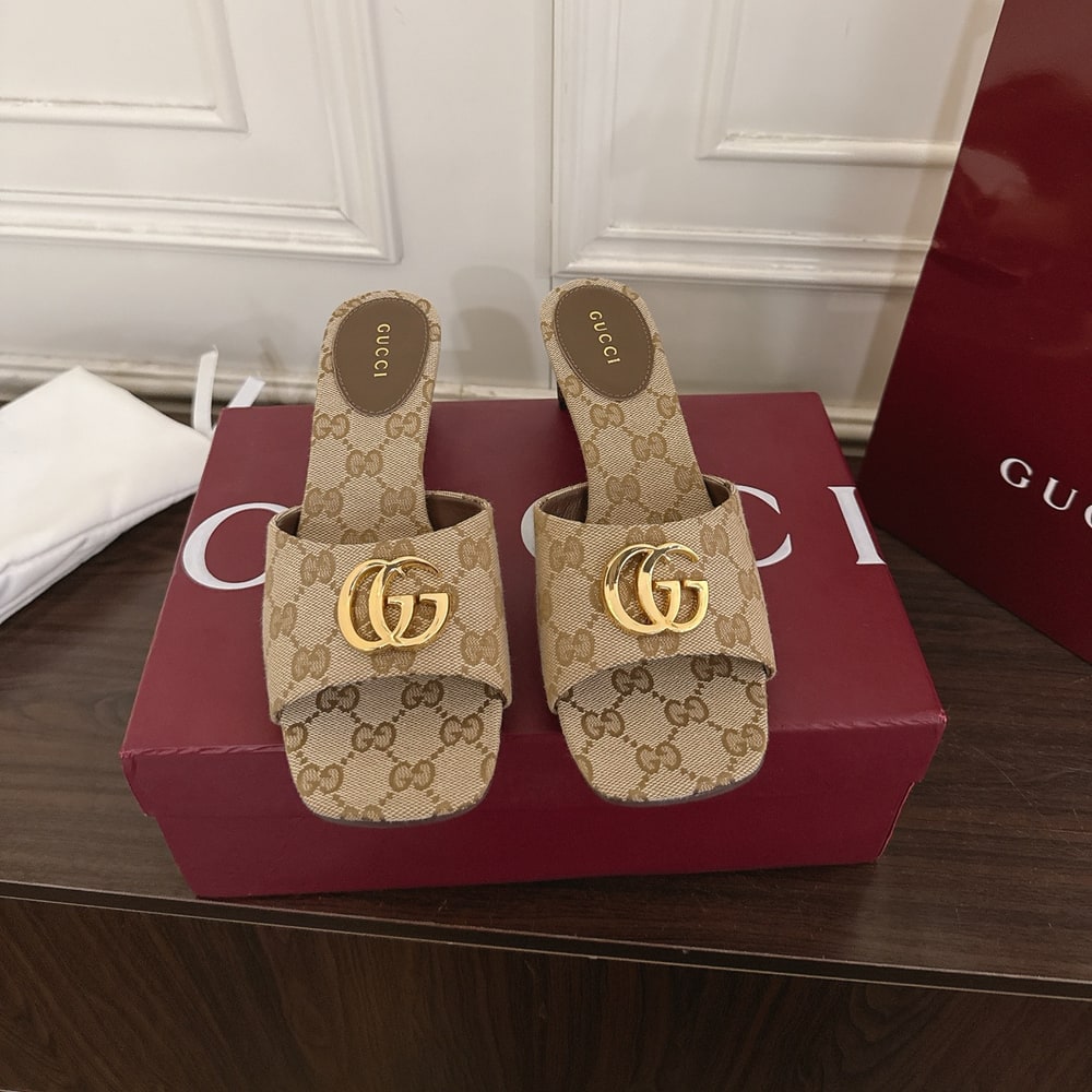 Gvc*1 Women’s slide sandal with Double G(EU SIZE 35-42)