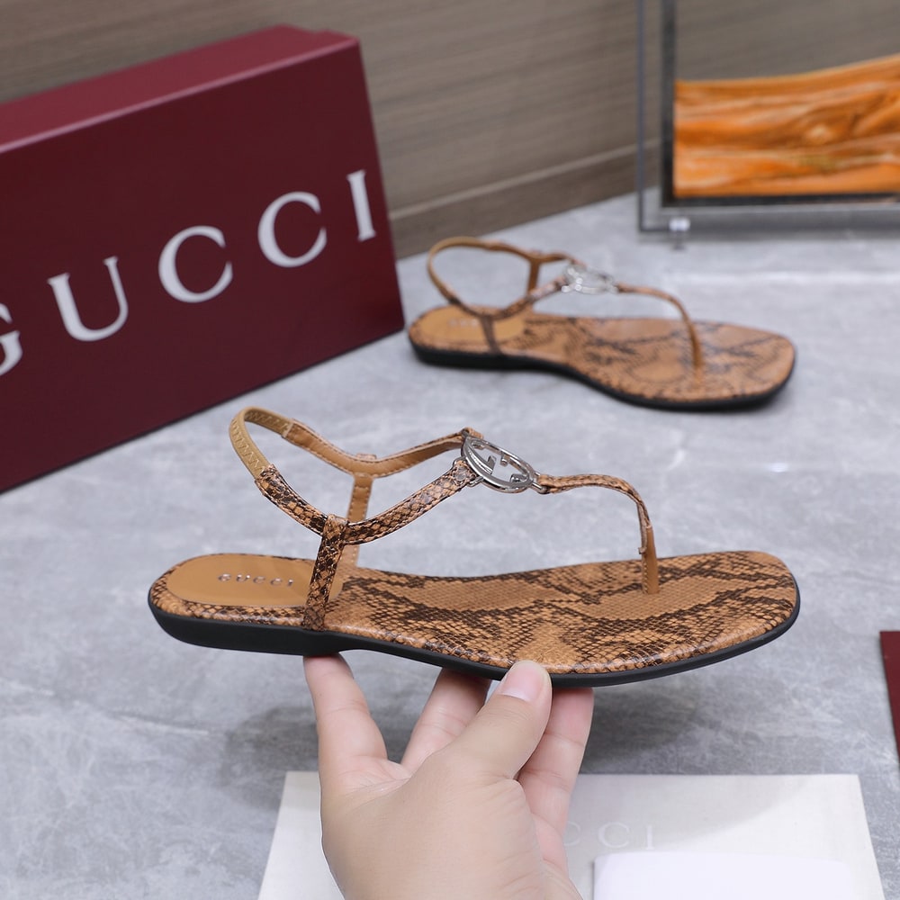 Gvc*1 Women’s python thong sandal with Interlocking G(EU SIZE 35-42)