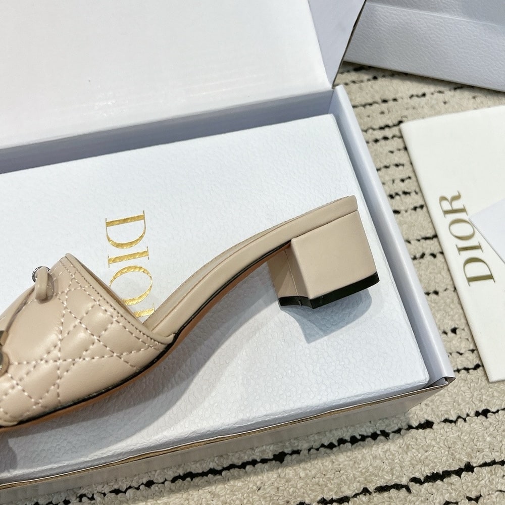 D10r Cannage Heeled Slide (EU SIZE 35-42)