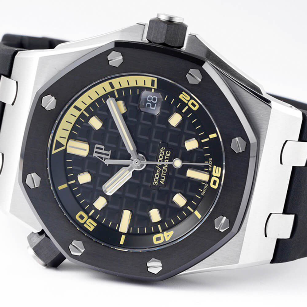 Audemars P1g*et Royal Oak 15720