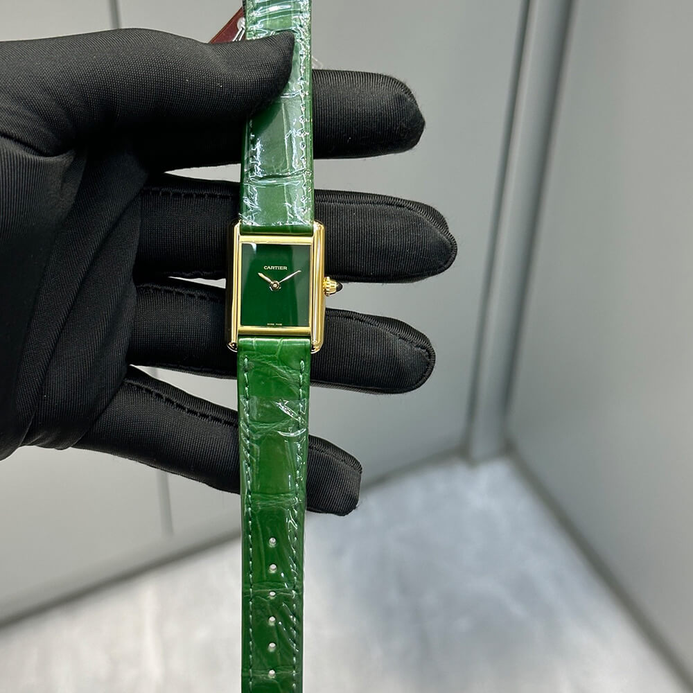 Tank Small L0vis Ca*t1er watch