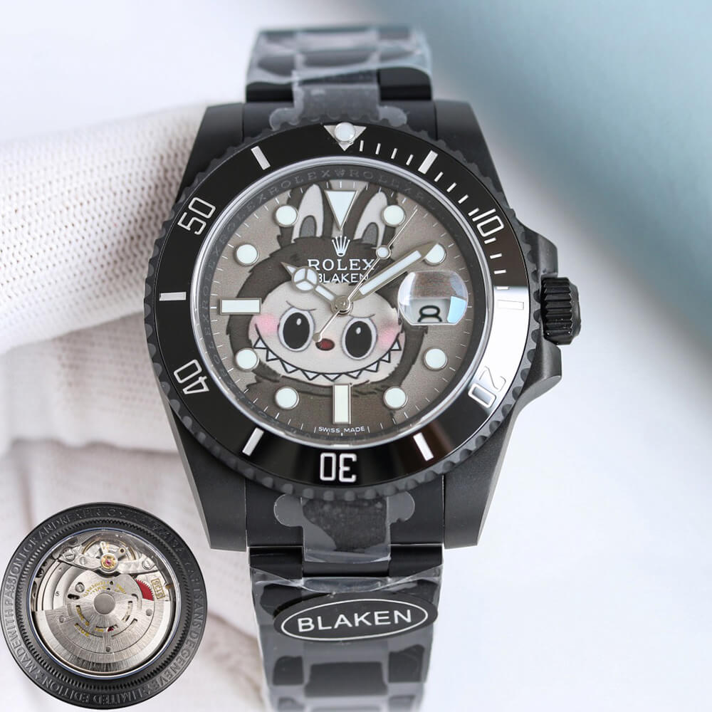 R01ex Submariner Labubu