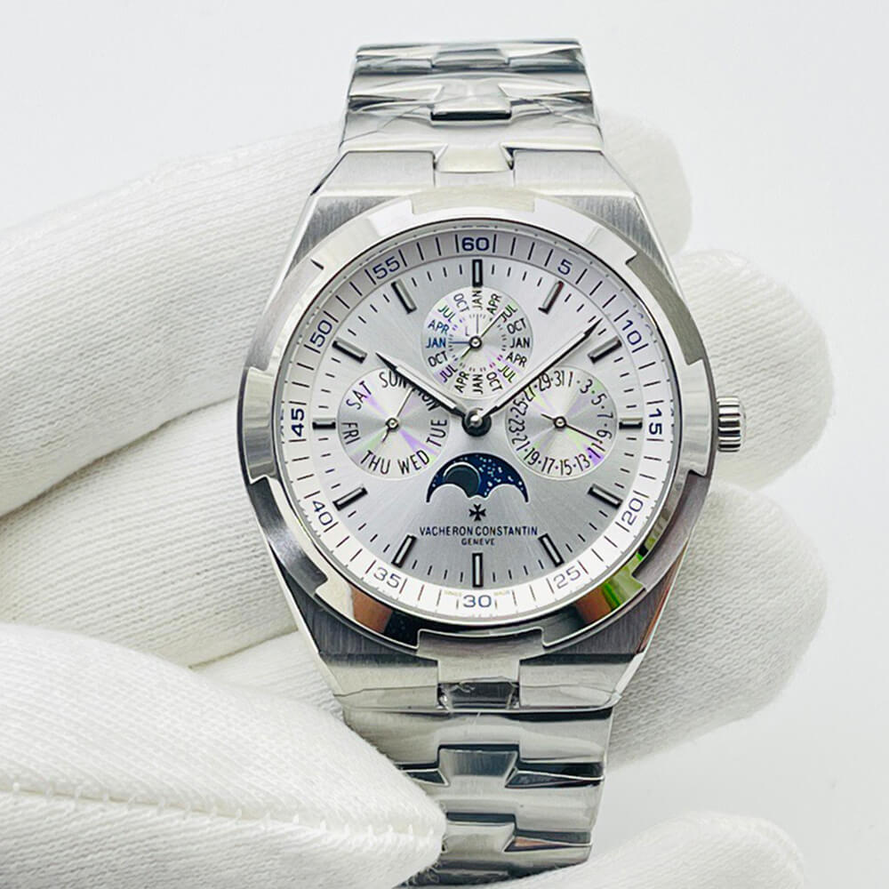 Vacheron C0nstan1n Overseas Chronograph