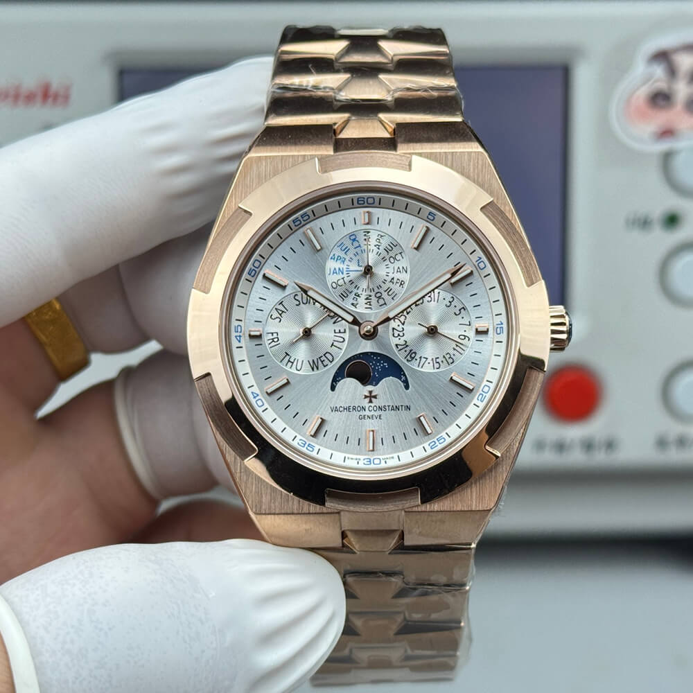Vacheron C0nstan1n Overseas Chronograph