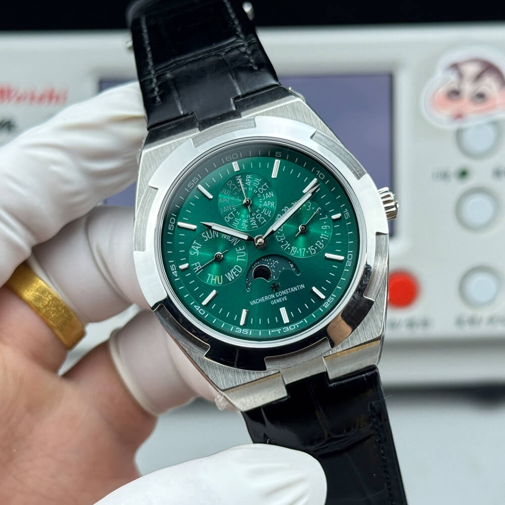 Vacheron C0nstan1n Overseas Chronograph