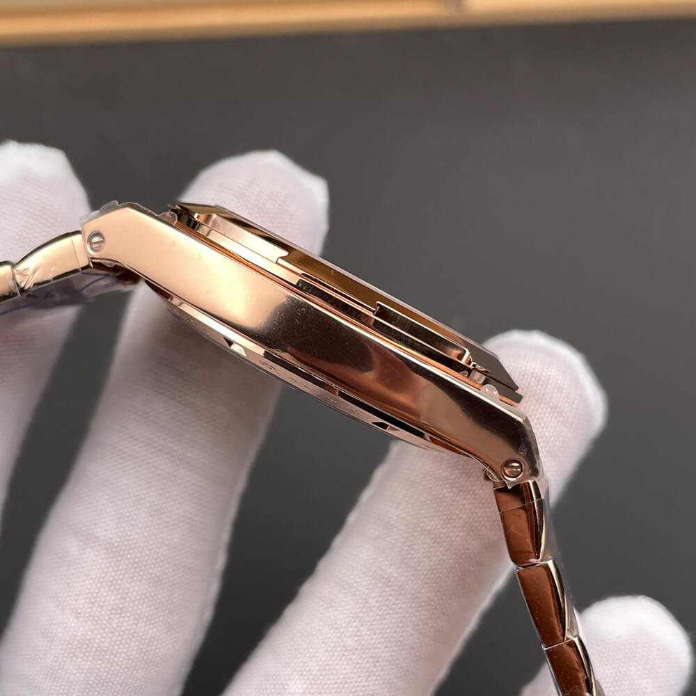 Vacheron C0nstan1n Overseas