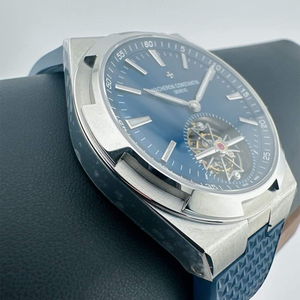 Vacheron C0nstan1n Overseas Tourbillon