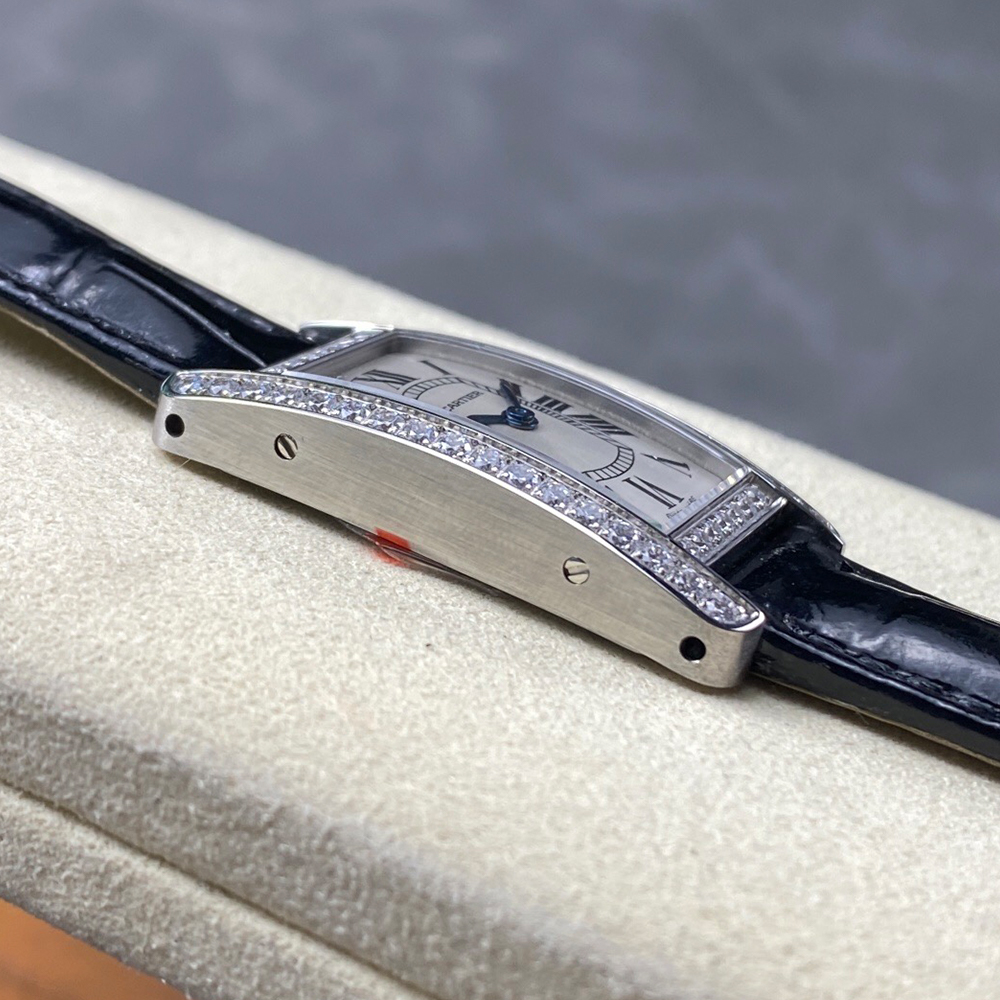 Ca*t1er Tank Americaine watch