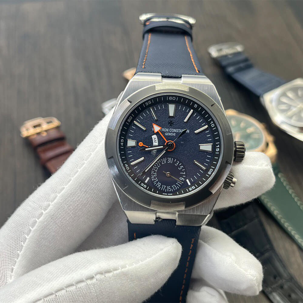 Vacheron C0nstan1n Overseas Dual Time