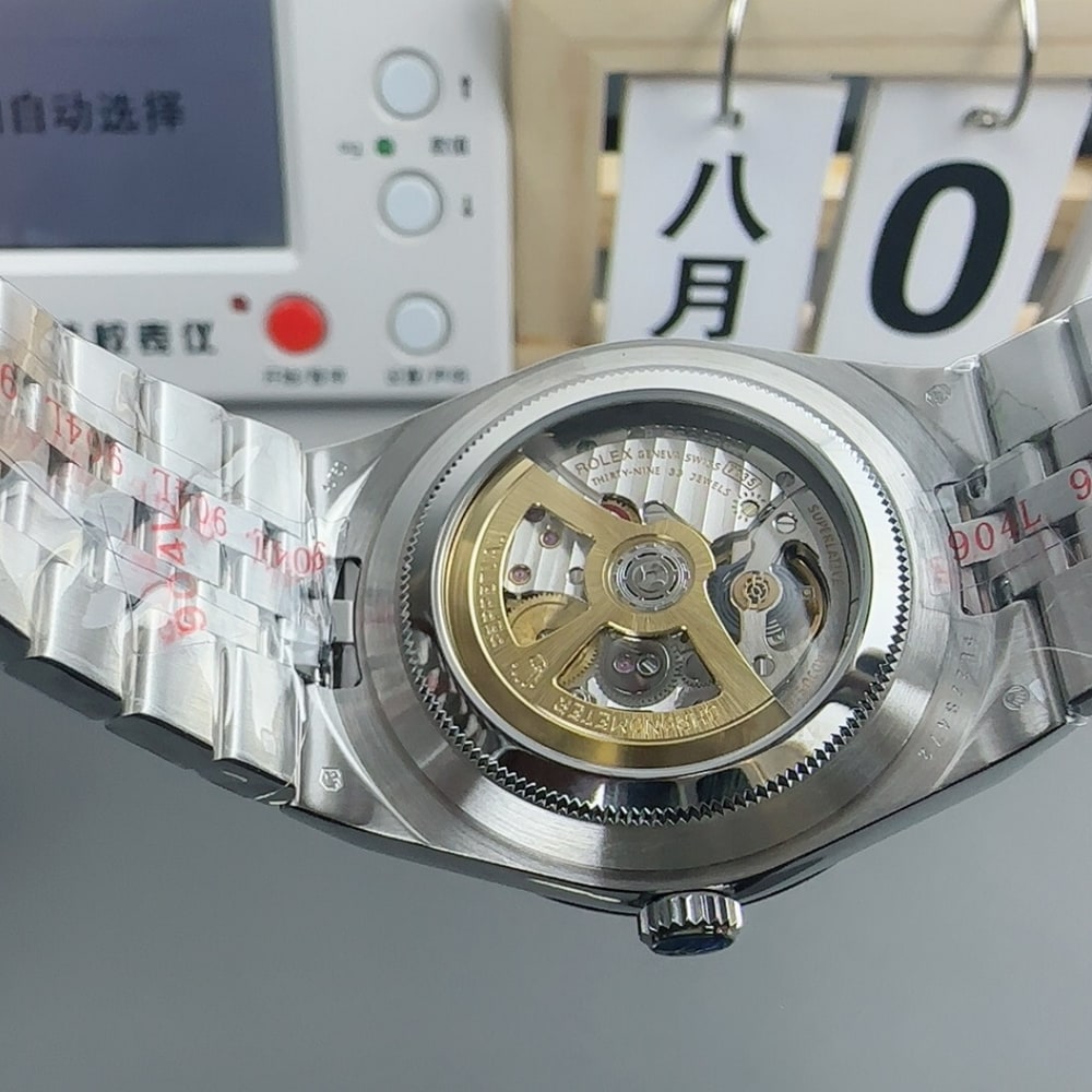 R01ex Land-Dweller 40