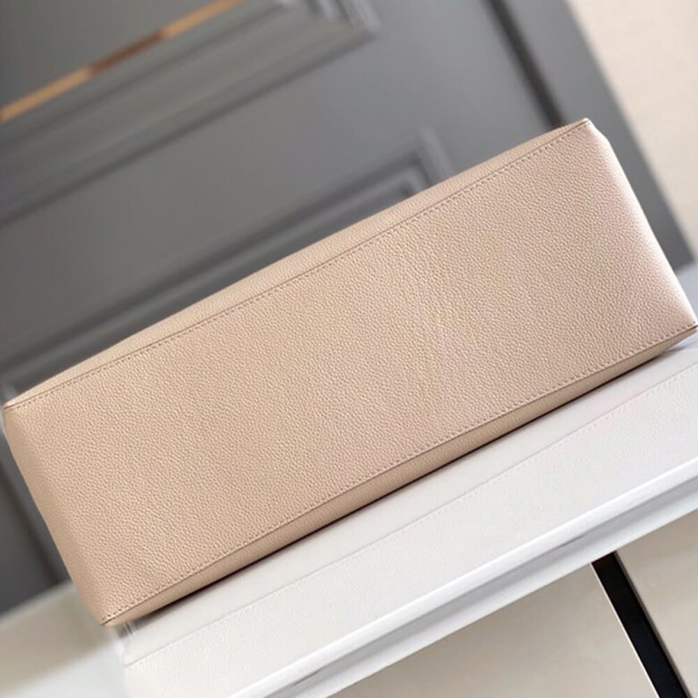 L0vis Vvtt0n Lockme Shopper Bag