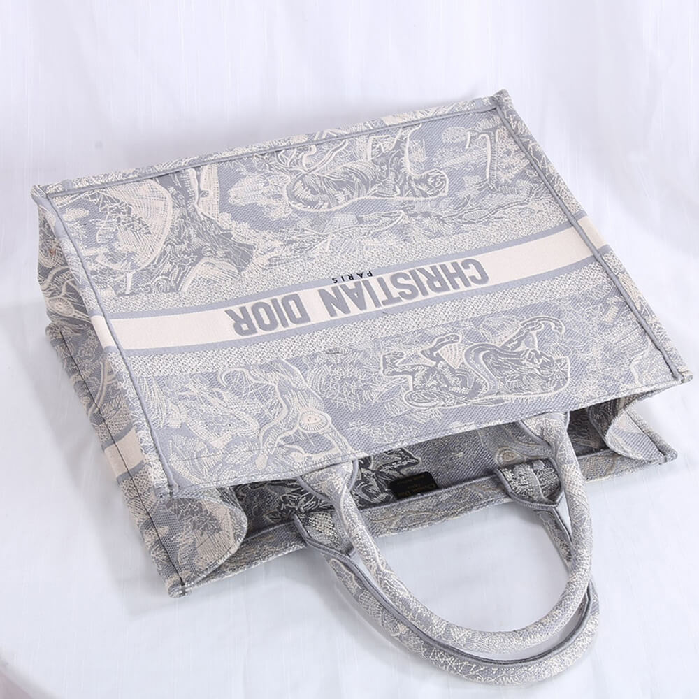 LARGE D10r BOOK TOTE