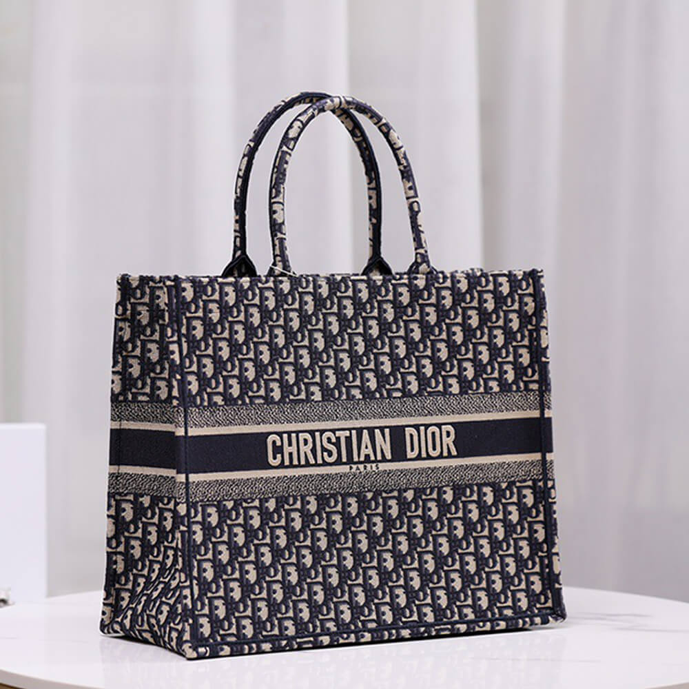 LARGE D10r BOOK TOTE
