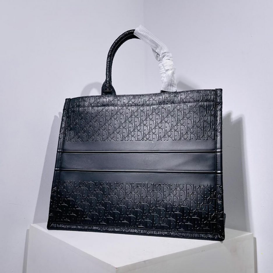 LARGE D10r BOOK TOTE