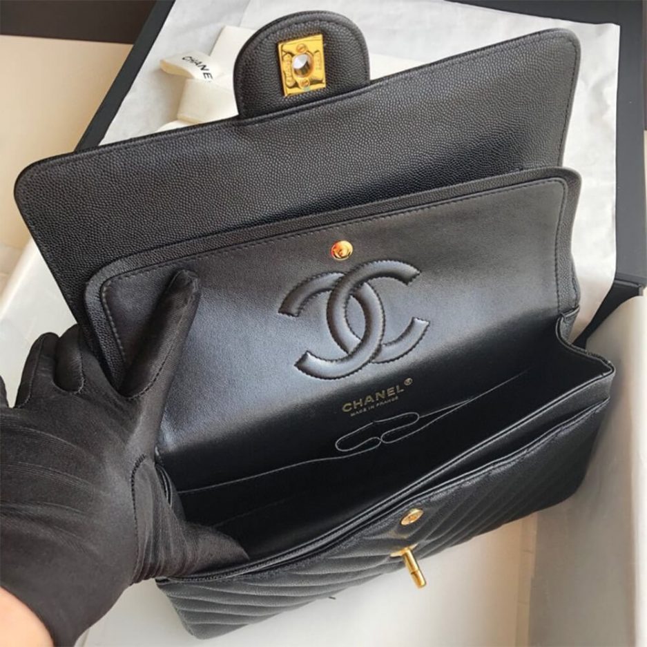 Ch**el Classic Chevron Medium Flap