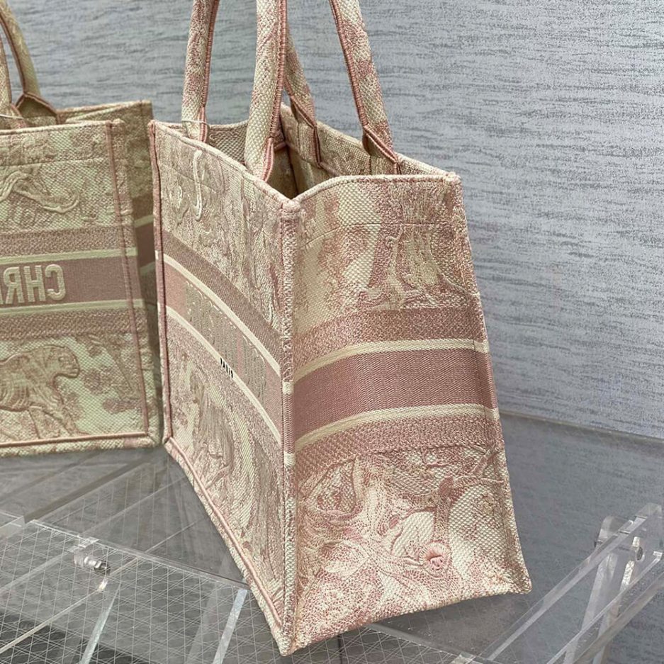 D10r MEDIUM D10r BOOK TOTE