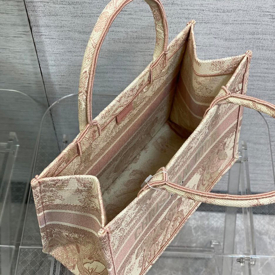 D10r MEDIUM D10r BOOK TOTE