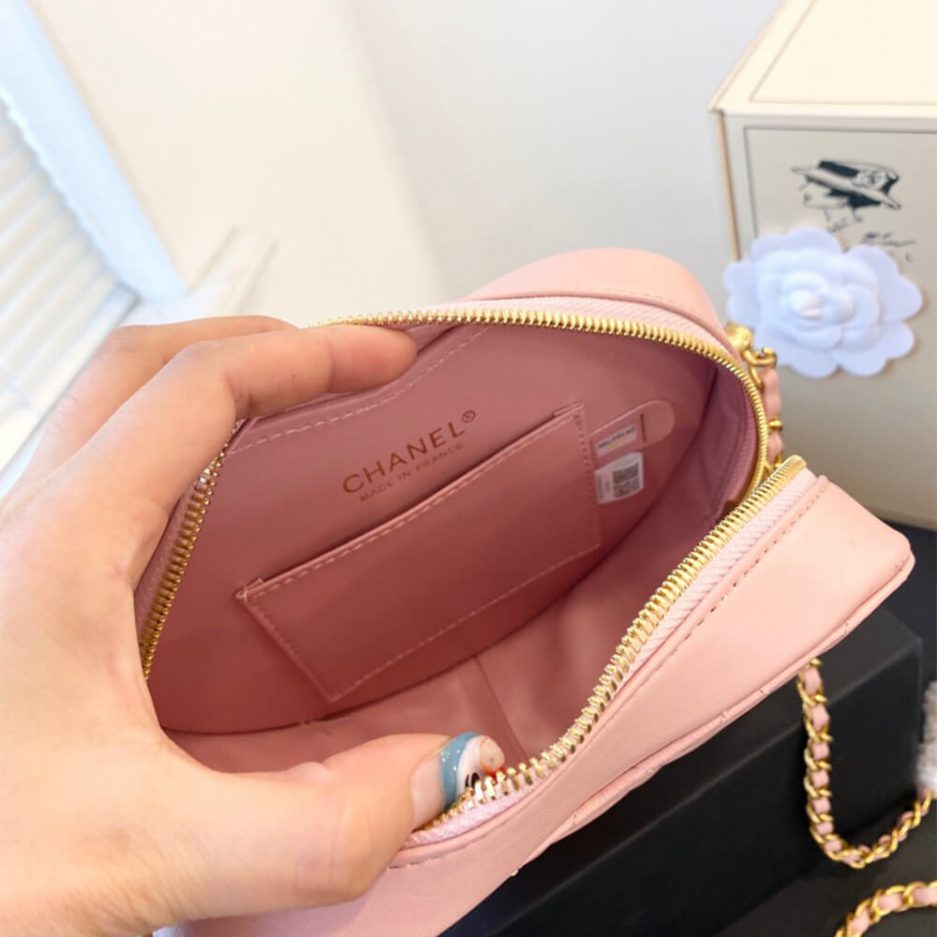Ch**el 22s Heart Bag