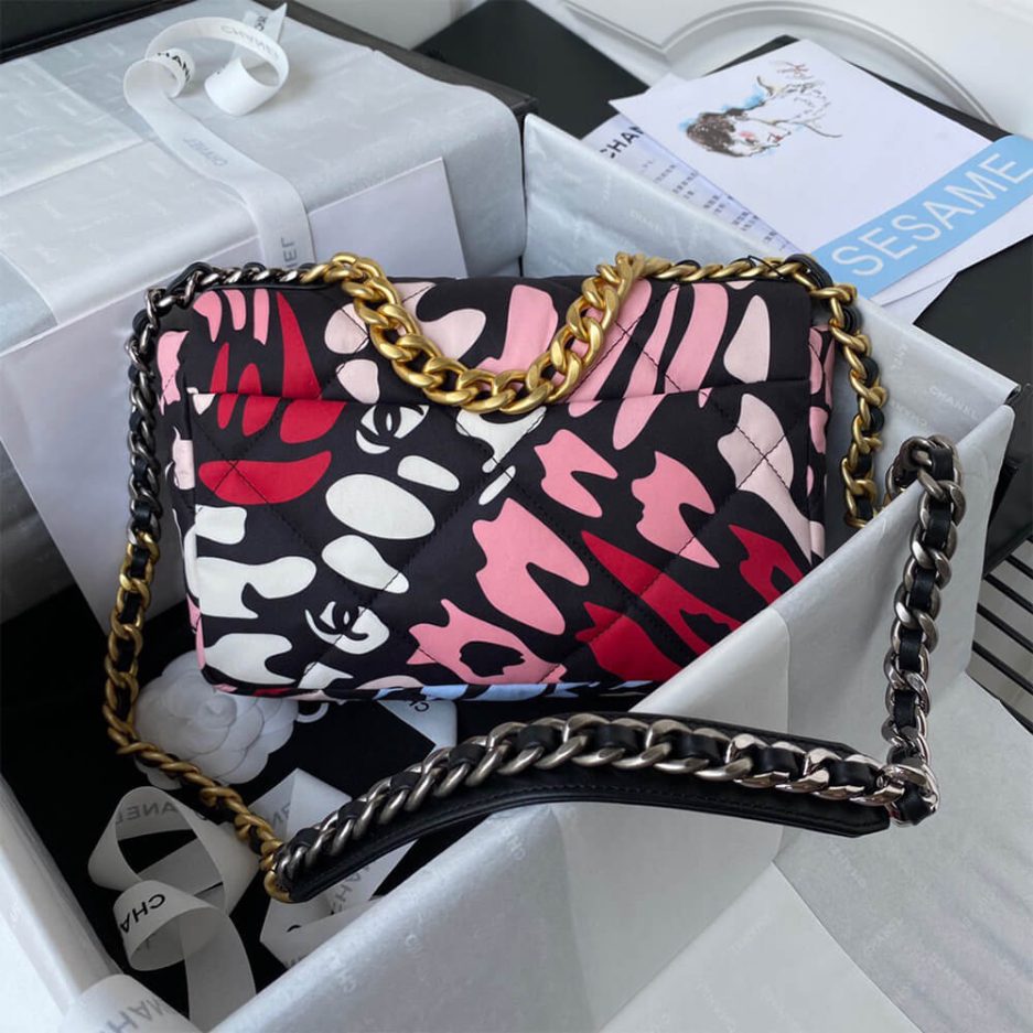 Ch**el 19 HANDBAG