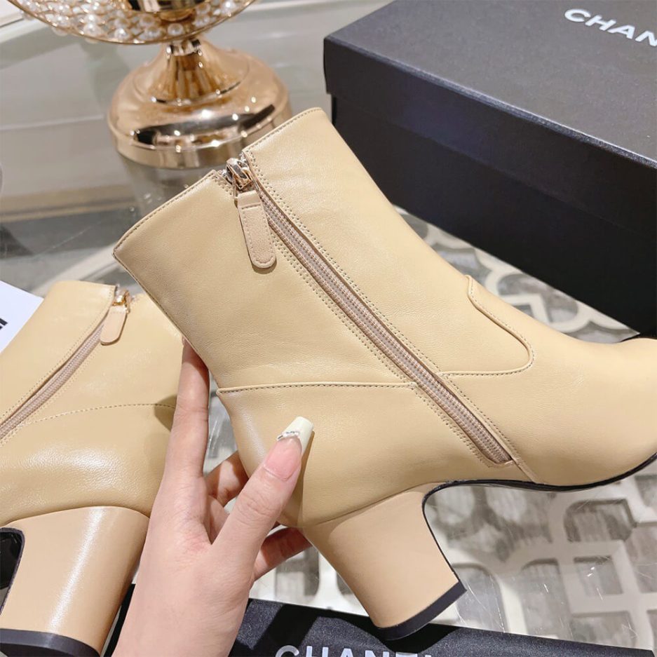 Ch**el SHORT BOOTS