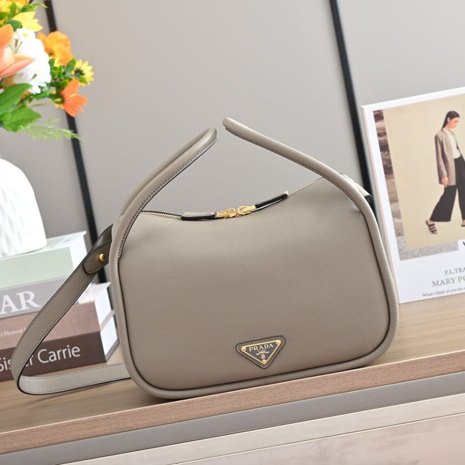 Pra*a Darling leather handbag