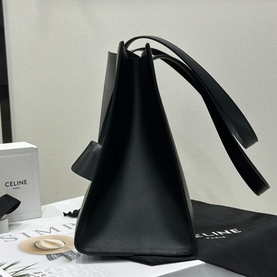 Ce1i*e CABAS 16 IN S*pPLE SMOOTH CALFSKIN