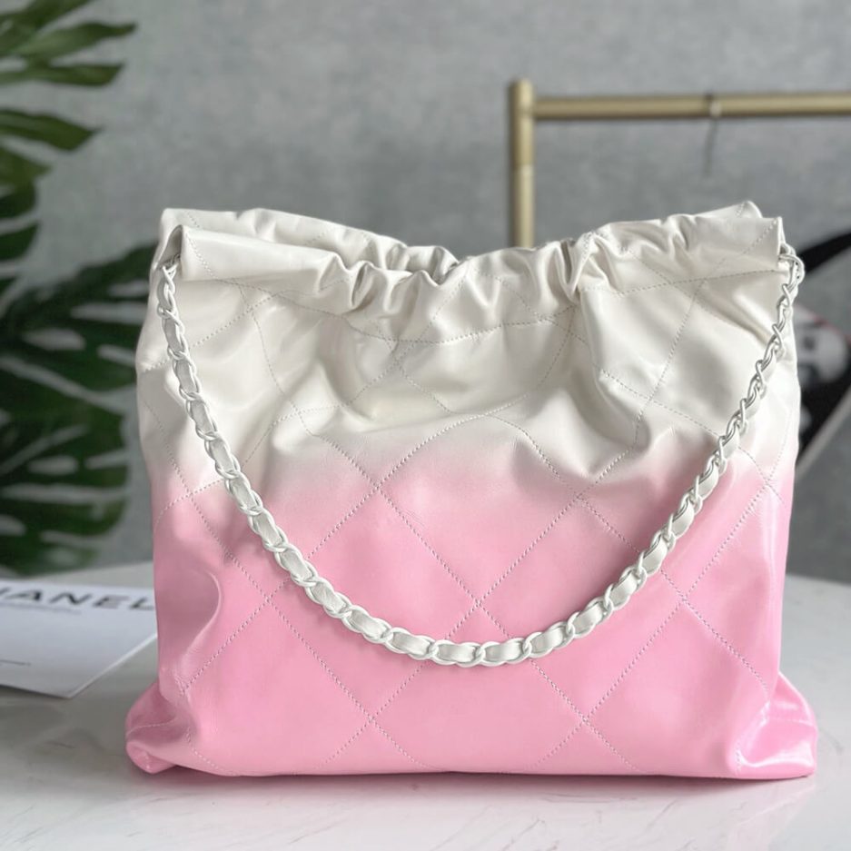 Ch**el 22 HANDBAG(high-end grade)