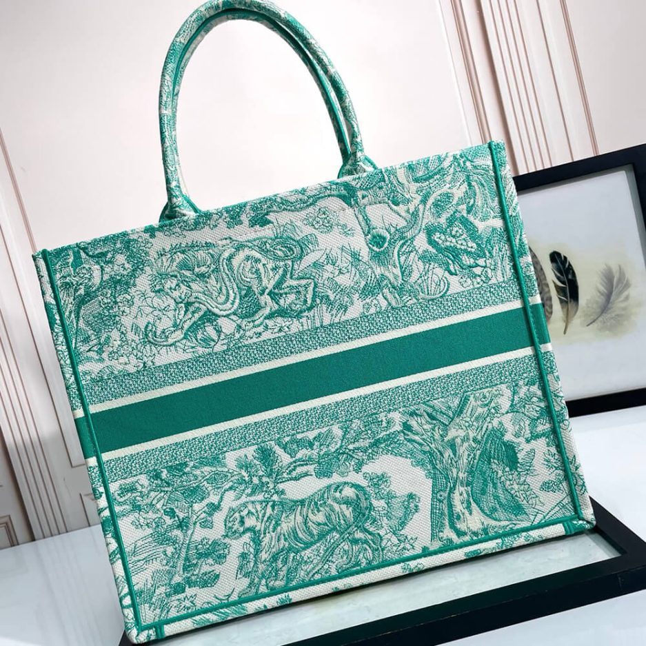 Large D10riviera D10r Book Tote