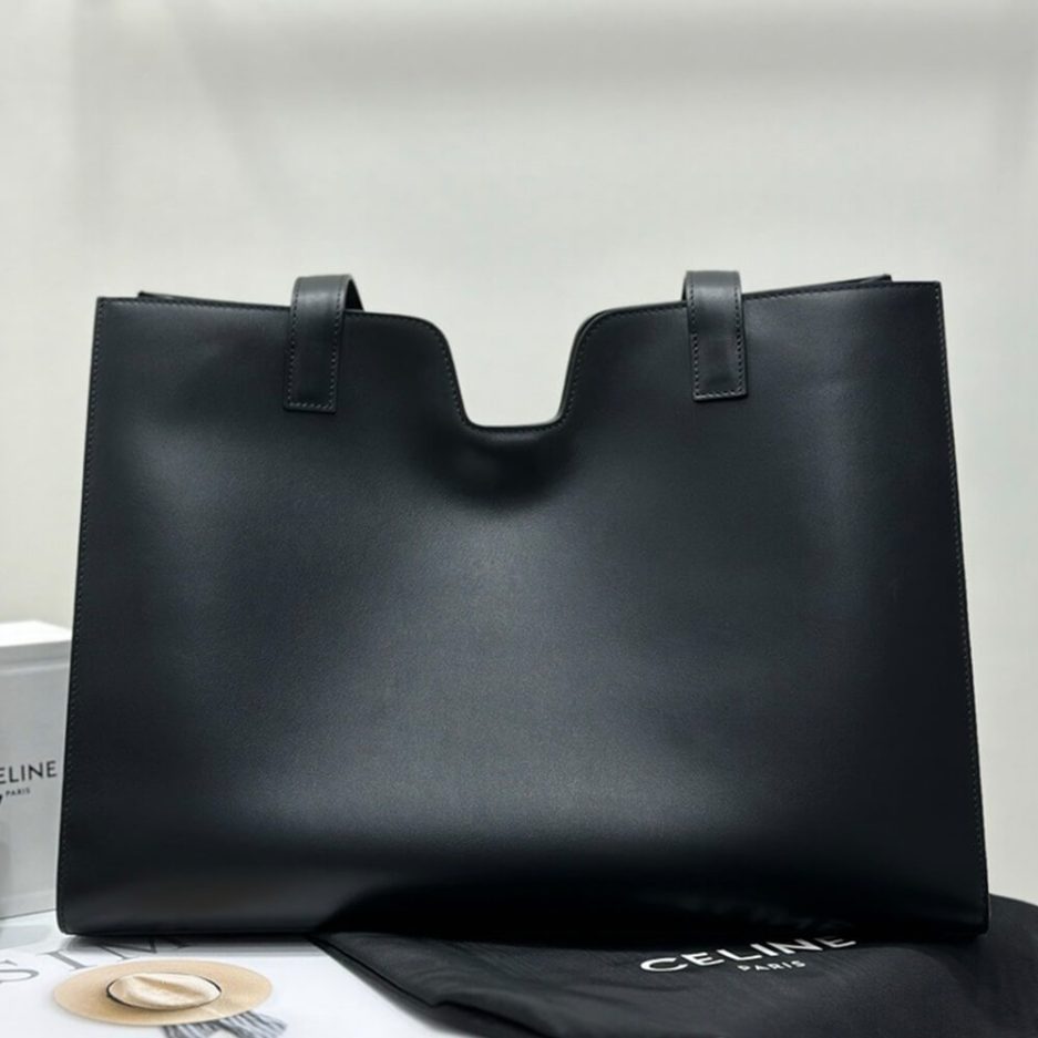 Ce1i*e CABAS 16 IN S*pPLE SMOOTH CALFSKIN