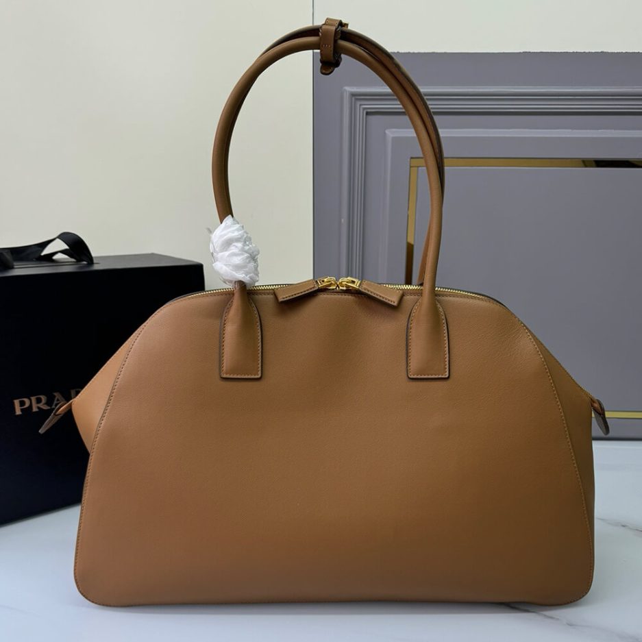 Pra*a Large leather tote bag with zipper closure(high-end grade)