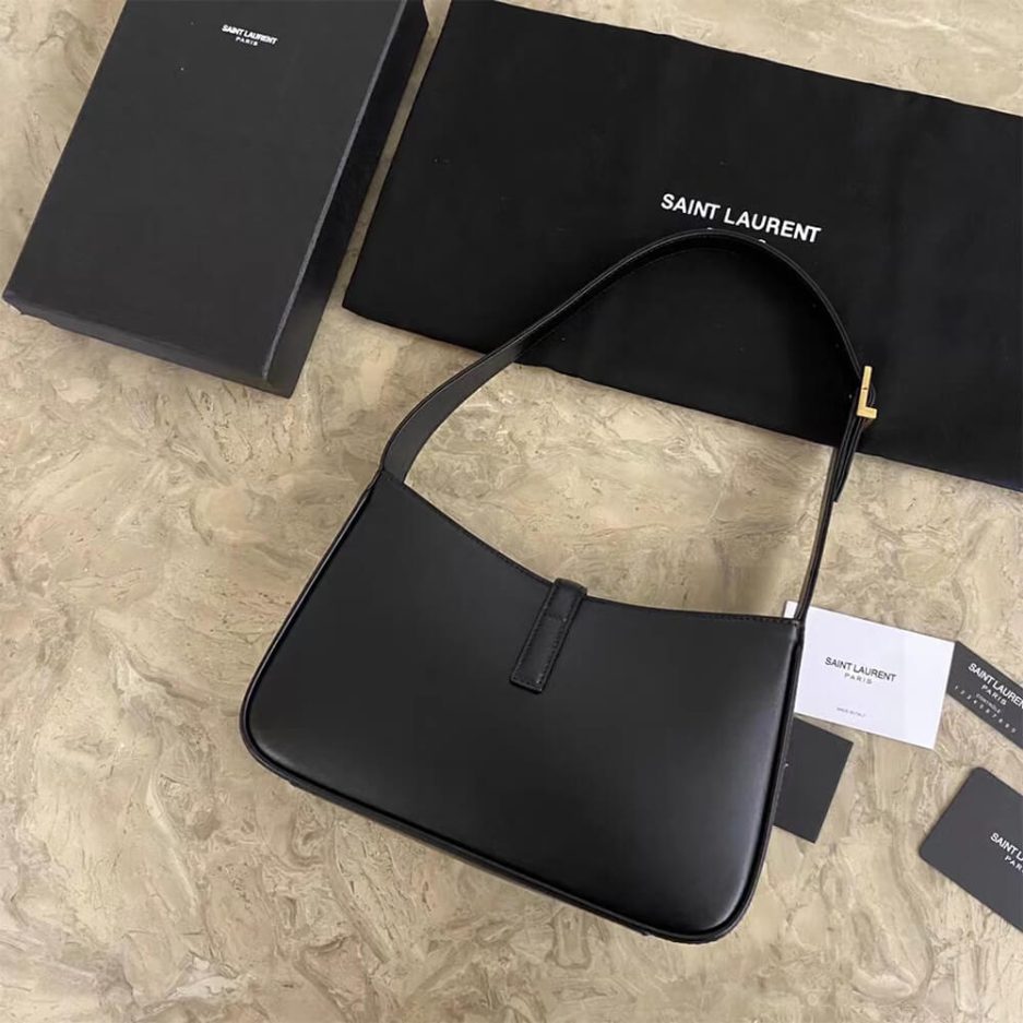 Y51 LE 5 A 7 HOBO BAG IN SMOOTH LEATHER