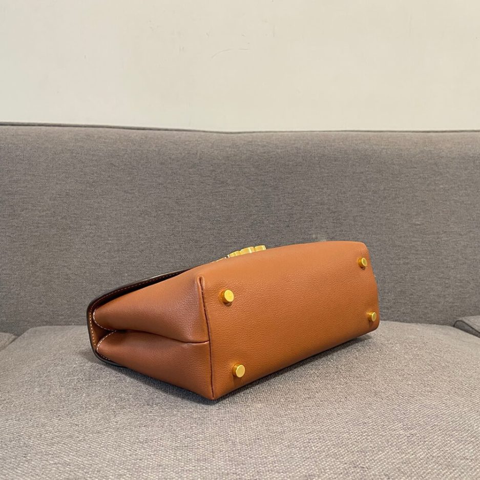 Ce1i*e MEDIUM NINO BAG IN S*pPLE CALFSKIN