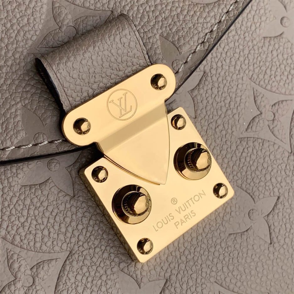 LV Pochette Métis