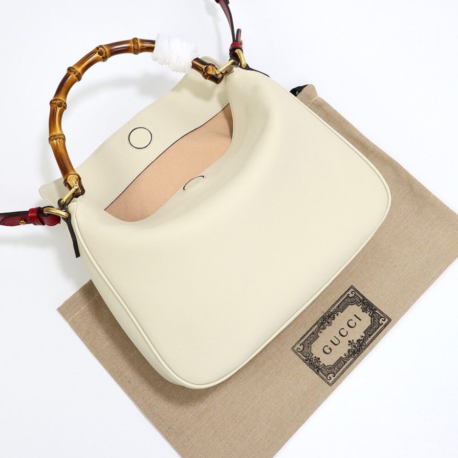 Gvc*1 DIANA MEDIUM SHOULDER BAG