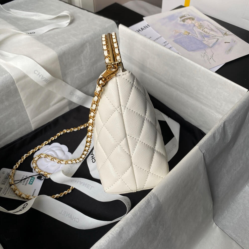 Ch**el Clutch with Chain