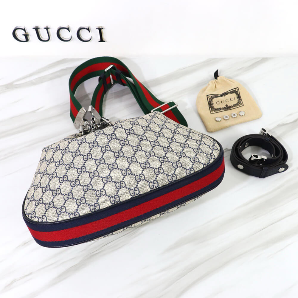 Gvc*1 Attache large shoulder bag