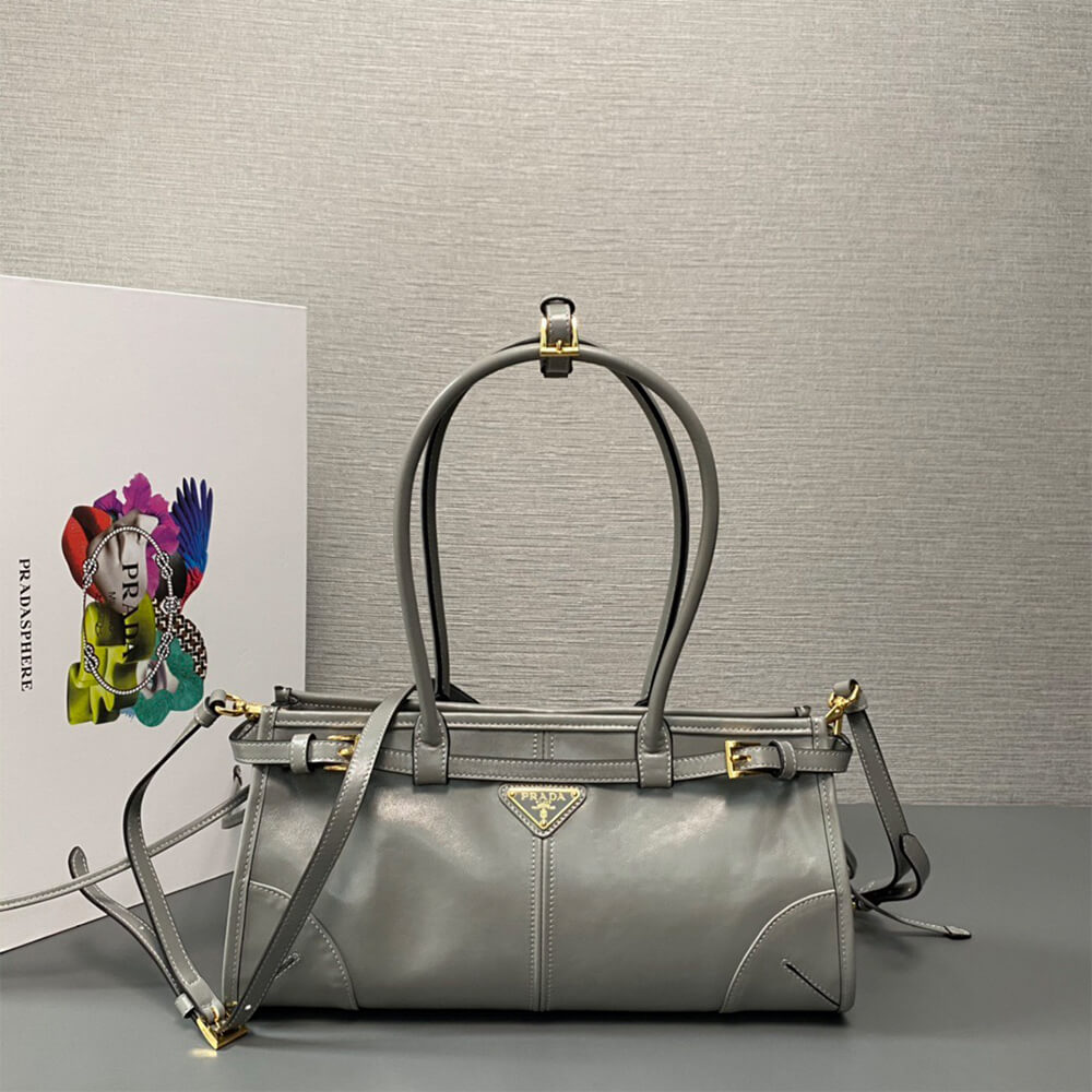 Pra*a Medium leather handbag(high-end grade)