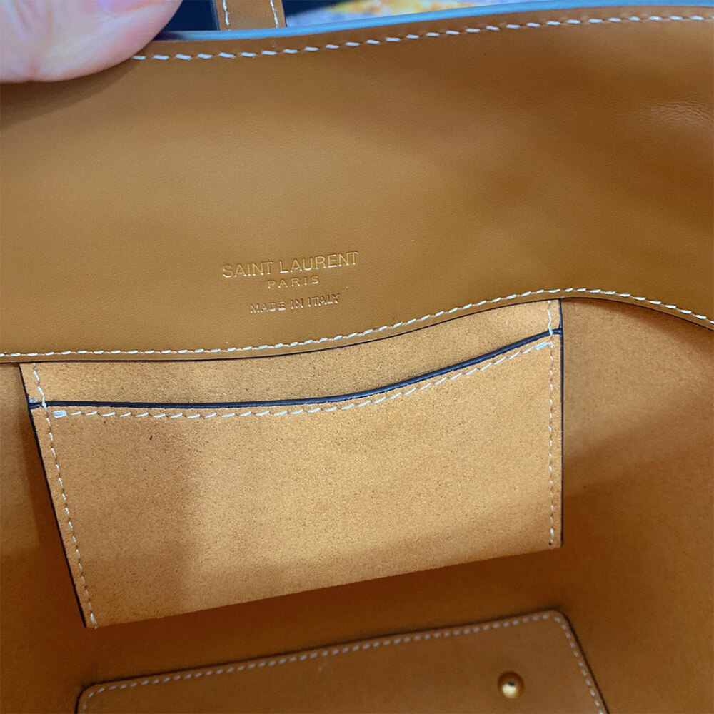 Y51 LE 37 small in shiny leather