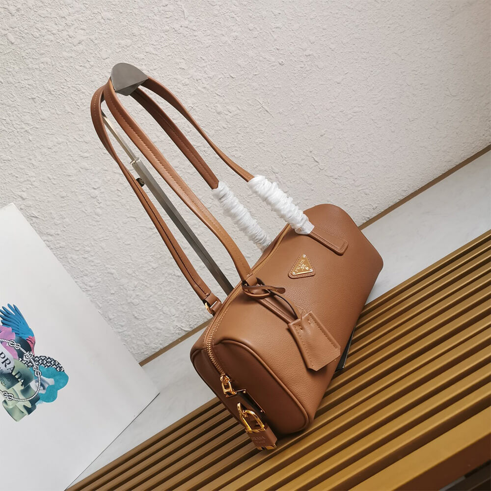 Pra*a Medium leather top-handle bag with padlock(high-end grade)