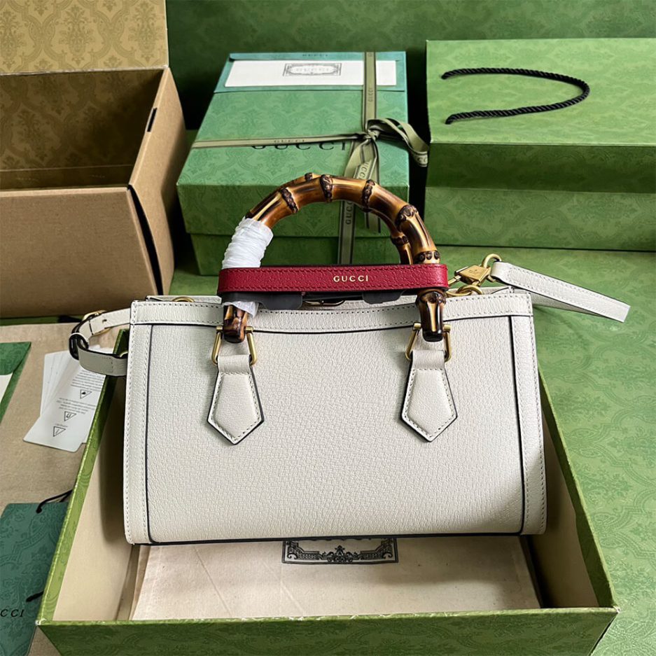 Gvc*1 DIANA SMALL SHOULDER BAG