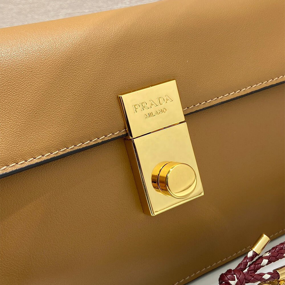 Pra*a Soft Sound small leather shoulder bag with charms(high-end grade)
