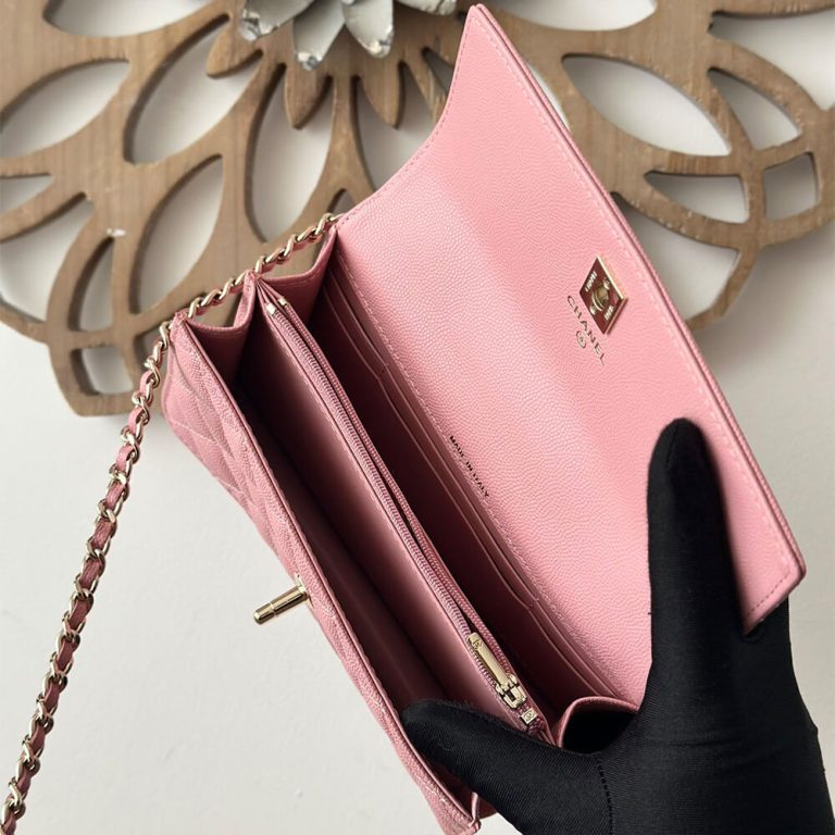 Ch**el Clutch With Chain(high-end grade)