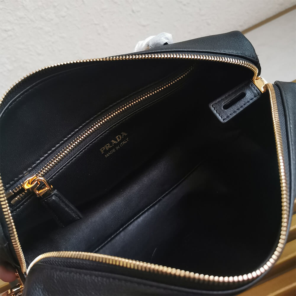 Pra*a Medium leather top-handle bag with padlock(high-end grade)