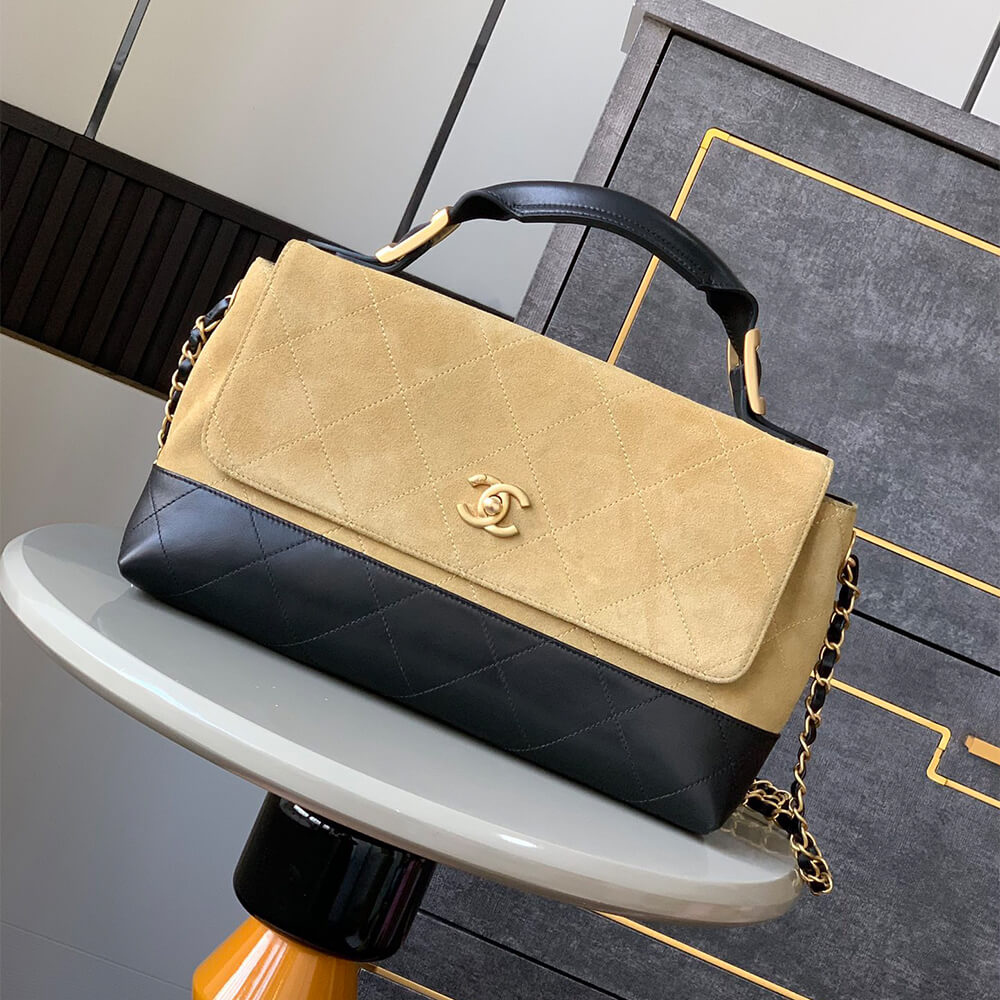 Ch**el Bag on 25 Fashion Show(HIGH-END GRADE)