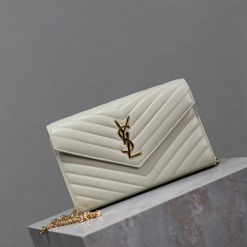 Y51 cassandre chain wallet in lambskin