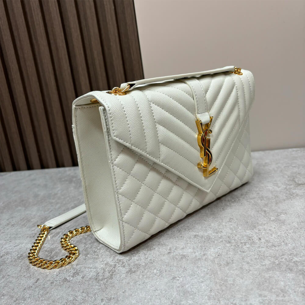 Y51 envelope medium in grained leather